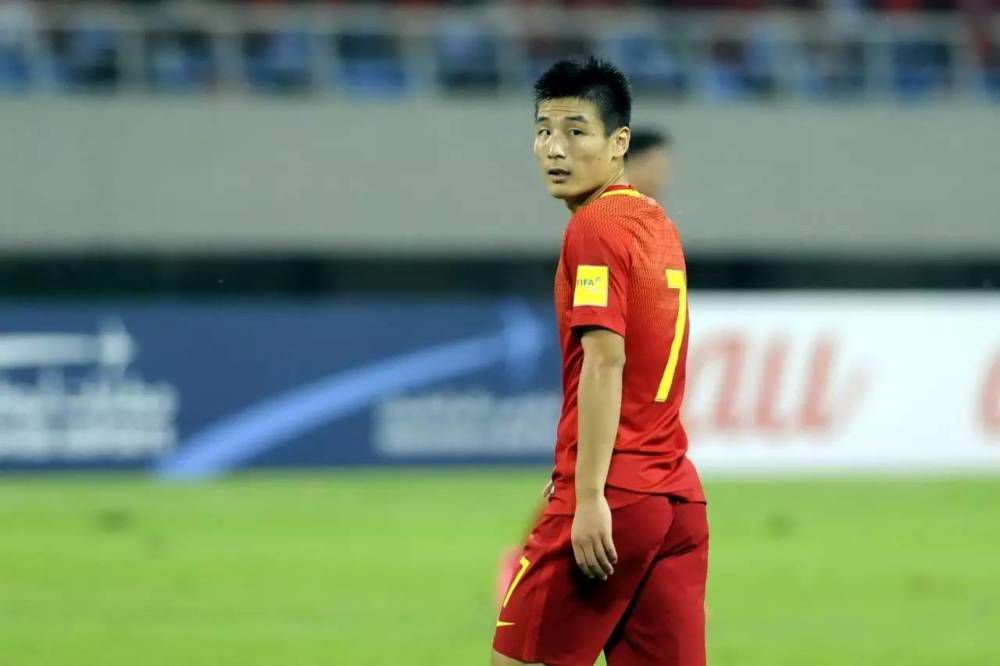 明天谁将守门？——我已经决定了，但还没有告诉球员，所以我不想让他们通过媒体知道这一点。